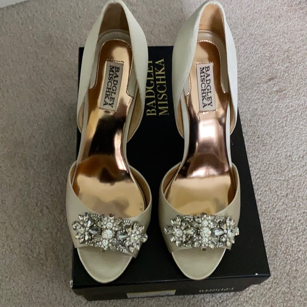 Badgley Mischka heels